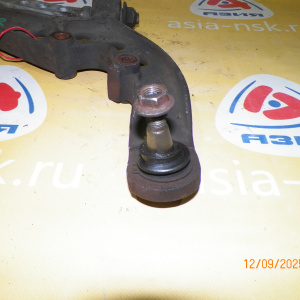 Рычаг NISSAN C24 перед, прав 2WD/4WD