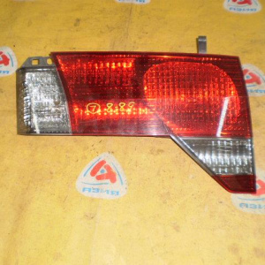 Вставка между стопов TOYOTA Alphard ANH10 L