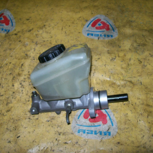 Главный тормозной цилиндр Toyota JZX110/JZX170 Mark II/Verossa/Crown 47201-2A040