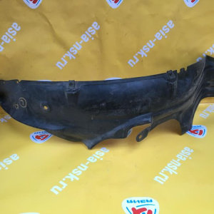 Подкрылок NISSAN March K11 перед, лев