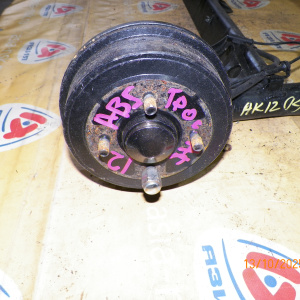 Балка NISSAN K12/Z11/E11 March/Cube/Note DRUM ABS. В сборе. R