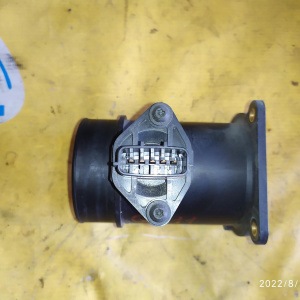 Расходомер Nissan QG13/15/18/YD22 P11/Y11/FB15 4=5 конт без температурного датчика 22680-4M500/-4M501