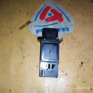 Расходомер Nissan MR16-DDT Juke NF15 5 конт 22680-1MB0A