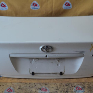 Крышка багажника TOYOTA Camry ACV30 (без замка)