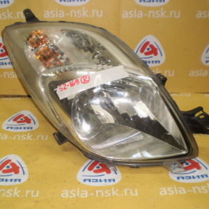 Фара TOYOTA прав Vitz KSP90 '2005-2007