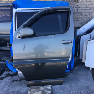 Дверь боковая TOYOTA Hiace Granvia VCH10 перед, лев (цена за голое железо)
