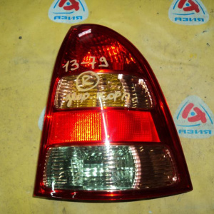 Стоп Toyota R Corolla Fielder ZZE124 '2002-2004 Дефект стекла (трещина)