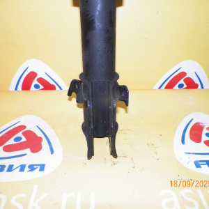 Стойка SUBARU GG2 '2003- перед, прав