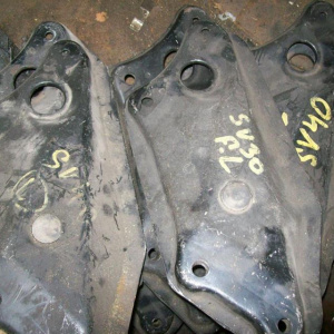 Кронштейн стабилизатора TOYOTA SV30/SV40 L