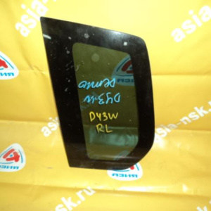 Стекло собачатника Mazda Demio DY3W '2002 зад, лев