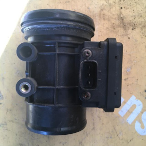 Расходомер Mazda B3/B5 Demio DW3W/DW5W 3 контакта / B3H7 / B3H713215