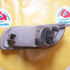 Туманка Toyota R Mark II Wagon Qualis MCV20 '2000