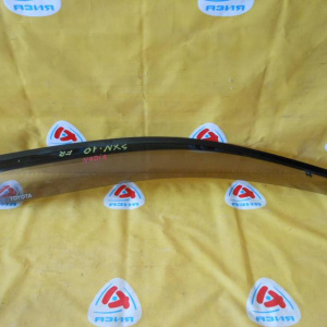 Ветровик TOYOTA Nadia SXN10 перед, прав