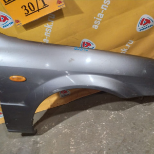 Крыло Mazda Familia BJ3P '2000-2003 перед, прав ф.13-64