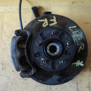 Ступица Mazda LVLR MPV '1996 перед, прав ABS 4WD