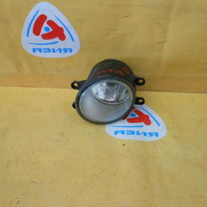 Туманка ToyotaL bB QNC20