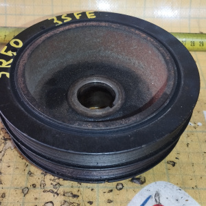 Шкив коленвала Toyota 3S-FE Lite Ace Noah SR40/SR50 4+5 ручейка диаметр 145/150 мм. 13408-74060