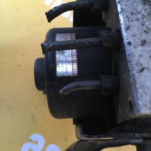 Блок ABS TOYOTA MCU15 Harrier