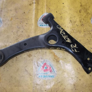 Рычаг TOYOTA NZT240/ZZT240/AZT240 Premio/Allion/Caldina перед, прав 2WD/4WD Дефект салентблока.