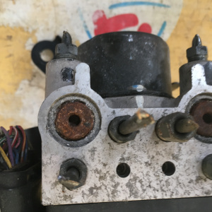 Блок ABS TOYOTA NZT240 Allion 44510-20320