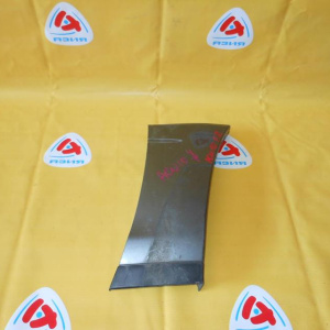 Накладка на крыло TOYOTA Harrier MCU10 перед, прав 75611-48010