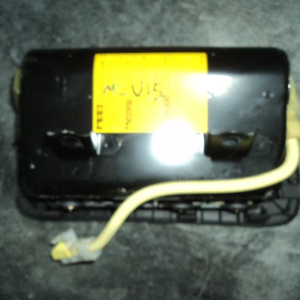 Подушка безопасности TOYOTA Harrier MCU15 пасс  (с зарядом)