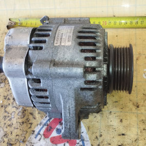 Генератор Honda F23A Avancier TA1/TA2 4 конт. квадратный разъем ( L/IG/FR/C ) ЦЕЛЬНЫЙ 102211-2040 ( CJX04 ) 31100-PFV-003
