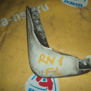 Брызговик HONDA Stream RN1 перед, лев
