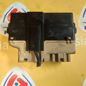 Блок предохранителей Mazda Demio DW3W