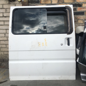 Дверь боковая Mazda Bongo SK82V '2000 зад, прав средн (в сборе)