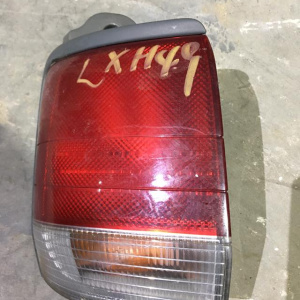 Стоп TOYOTA L Regius дефект корпуса