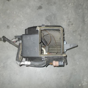 Печка Mazda SS28W Bongo салонная (рад.конд.)