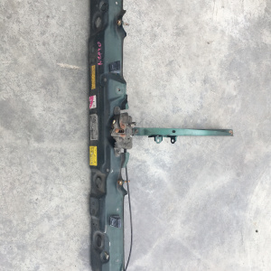 Рамка радиатора планка TOYOTA Funcargo NCP20 верхн.часть с замком