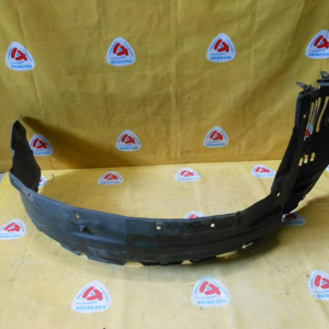 Подкрылок MITSUBISHI Pajero V75W '1999-2003 R