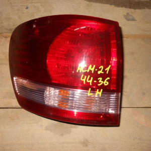 Стоп TOYOTA L Ipsum ACM20 '2001-2003