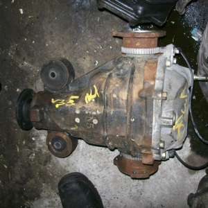 Редуктор NISSAN V35/M35 VQ25 R 48/11. ( ). (NA). Привод 6 болтов по два. Кардан на 4 болта. 38311-0C000. 38301-2C810. 38301-0C812