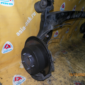 Балка Toyota ACM21 Ipsum ABS DISK   в сборе R