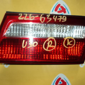 Вставка между стопов NISSAN Presage U30 R