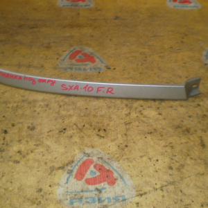 Планка под фару TOYOTA Rav4 SXA10 '1994-2000 перед, прав