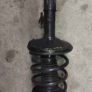 Стойка TOYOTA SXV25 Camry Gracia перед, прав