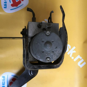 Блок ABS Nissan W11 Avenir