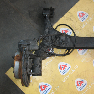 Балка Toyota SV50/AZV50/ZZV50 Vista/Vista Ardeo '2000-2003 в сборе с тросами ручника. R ABS DISK.