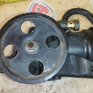 Гидроусилитель Toyota 4A/5A/7A Caldina/Corona/Corolla AT170/AT190/AE100/AT211 чугун, под датчик