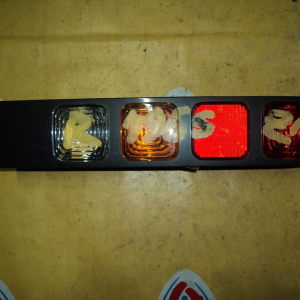 Стоп NISSAN R Cube Z11