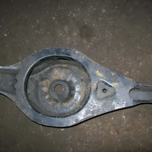 Рычаг NISSAN J31 Teana зад, прав н под пружину