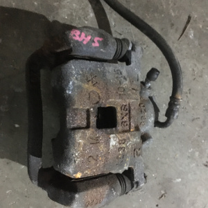 Суппорт SUBARU BH5 зад, лев