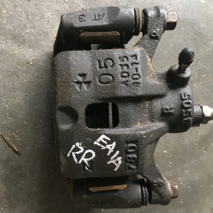 Суппорт MITSUBISHI EA1A зад, прав