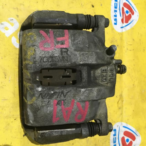 Суппорт Honda RA1/RA2 Odyssey перед, прав