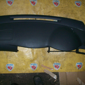Торпедо Toyota Corolla/Allex/Corolla Fielder NZE120 '2002-2004 черная,с зарядом