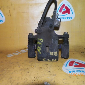 Суппорт Nissan A33 Cefiro зад, прав